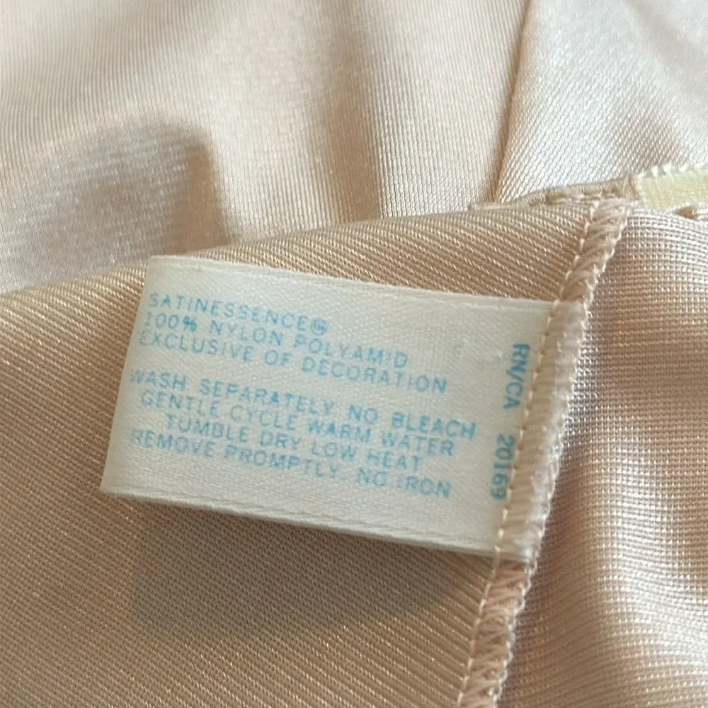 Vintage Vassarette‎ light tan half slip/ as is - Picture 7 of 7